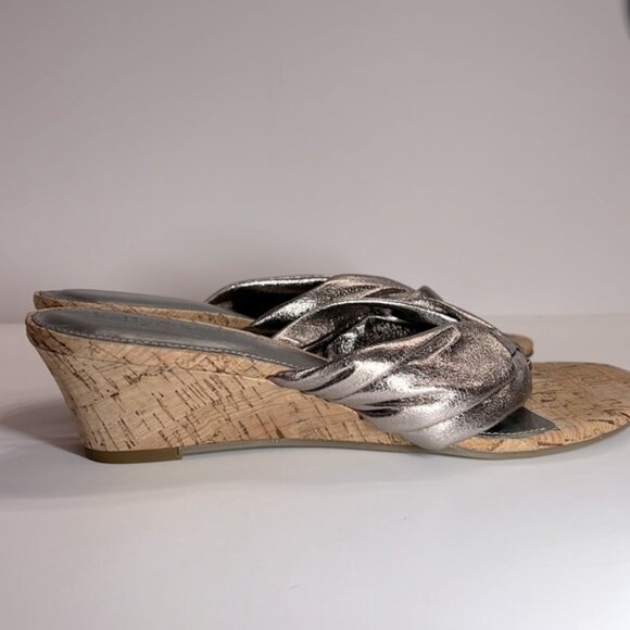 Sandals - Picture 4 of 7